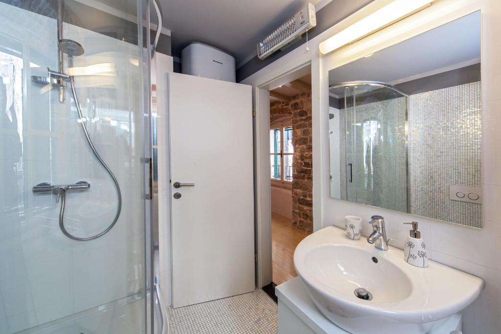 Luxury San Giovanni Apartment 1 Σπλιτ Δωμάτιο φωτογραφία